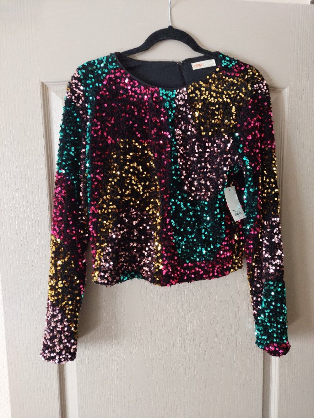 Women's INTEMPO™ Sequins Long-Sleeve Top